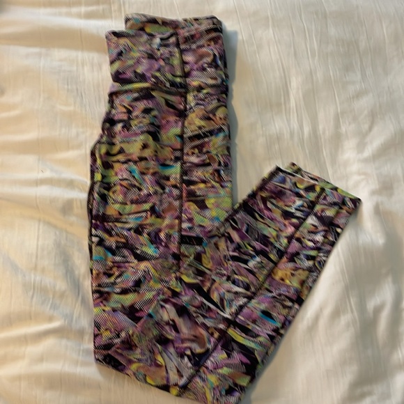 SeaWheeze Fast & Free Crop - Picture 4 of 4